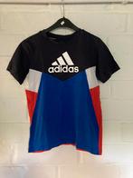 T-shirt, Adidas, maat 140, 10 jaar, Enlèvement ou Envoi, Chemise ou À manches longues, Comme neuf, Adidas