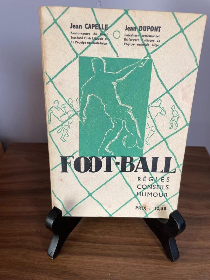 Foot-ball - règles, conseils, humour - 1941, Boeken, Sportboeken, Gelezen, Balsport, Ophalen of Verzenden