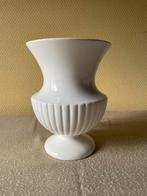 Vase en céramique blanc cassé /crème Artisanal, Enlèvement ou Envoi