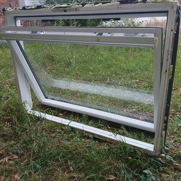 Velux dakraam  keyllite 134×98  beschikbaar voor biedingen