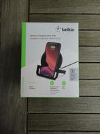 Belkin Boost Up! Wireless Charging Stand - 10w - Zwart, Télécoms, Téléphonie mobile | Chargeurs pour téléphone, Enlèvement ou Envoi