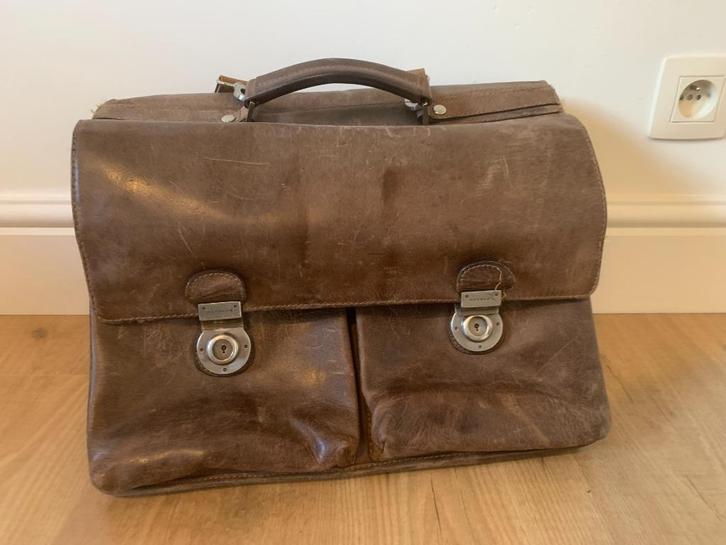 boekentas uit leder, Handtassen en Accessoires, Tassen | Schooltassen, Gebruikt, Aktetas of Boekentas, 40 tot 50 cm, 30 tot 40 cm