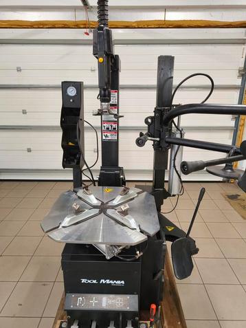 Splinternieuwe bandenmachine 24 inch 220v beschikbaar voor biedingen