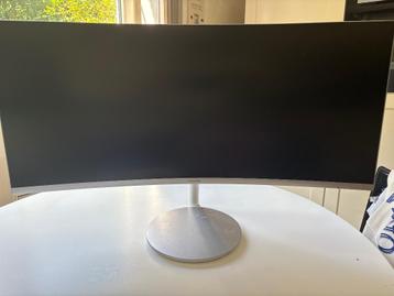 Gratis computerscherm Samsung parabool beschikbaar voor biedingen