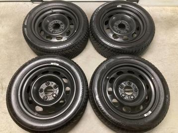 16 inch velgen met winterbanden BMW 1-serie F20 F21 en E90 beschikbaar voor biedingen