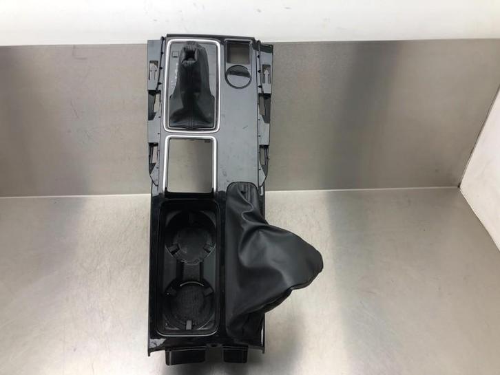 MIDDENCONSOLE Mitsubishi Eclipse Cross (GK / GL) (01-2017/-), Auto-onderdelen, Interieur en Bekleding, Mitsubishi, Gebruikt