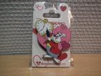 Pin's. Disneyland P. Coeur avec le lapin blanc., Collections, Envoi, Neuf, Figurine, Insigne ou Pin's