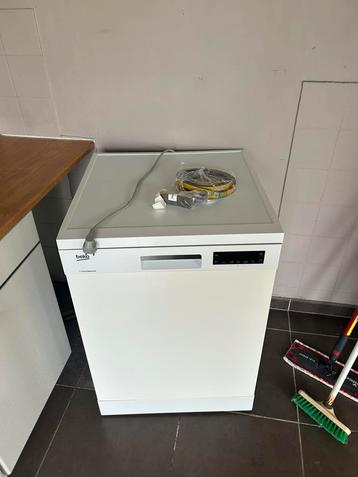 Lave vaisselle Beko, Electroménager, Enlèvement, Comme neuf