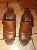 Tod's mt 38,5, Kleding | Dames, Schoenen, Ophalen, Bruin, Sandalen of Muiltjes, Zo goed als nieuw