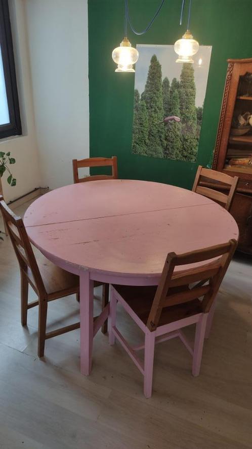 Table à manger à rallonge & 2 chaises, Maison & Meubles, Tables | Tables à manger, Utilisé, 100 à 150 cm, 100 à 150 cm, Quatre personnes