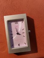 Q&Q : nieuw horloge zilvergrijs-lila incl nieuw batterijtje, Handtassen en Accessoires, Horloges | Dames, Overige merken, Staal