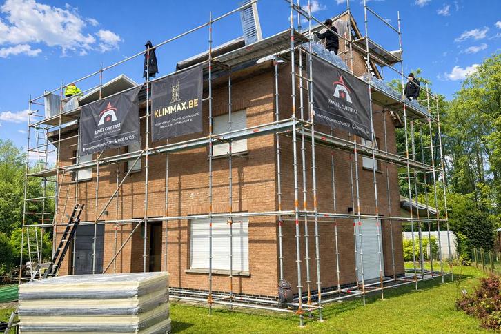 Echafaudage “www klimmax be”, Bricolage & Construction, Échafaudages, Comme neuf, Échafaudage de toiture, 5 mètres de hauteur ou plus