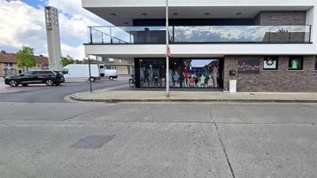Commercieel te huur in Beveren-Leie beschikbaar voor biedingen