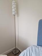 Staanlamp met inox voet en glazen kap, Ophalen, Zo goed als nieuw
