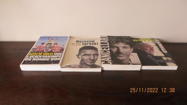 TOPPERS uit WIELERSPORT /Cancellara/Museeuw/Van Impe/Wuyts, Boeken, Sportboeken, Zo goed als nieuw, Lopen en Fietsen, Ophalen of Verzenden