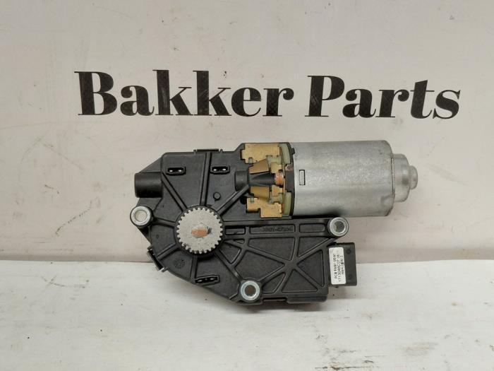 Moteur toit ouvrant d'un Peugeot 3008, Autos : Pièces & Accessoires, Carrosserie & Tôlerie, Peugeot, Utilisé, 3 mois de garantie