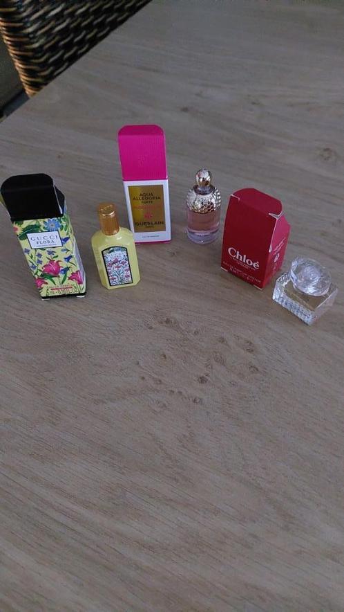 Miniatures de parfum pour femme, Verzamelen, Parfumverzamelingen, Nieuw, Miniatuur, Gevuld, Ophalen