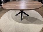Tafel in laminaat blad nieuw prijs 1287€, Huis en Inrichting, Ophalen, Ovaal