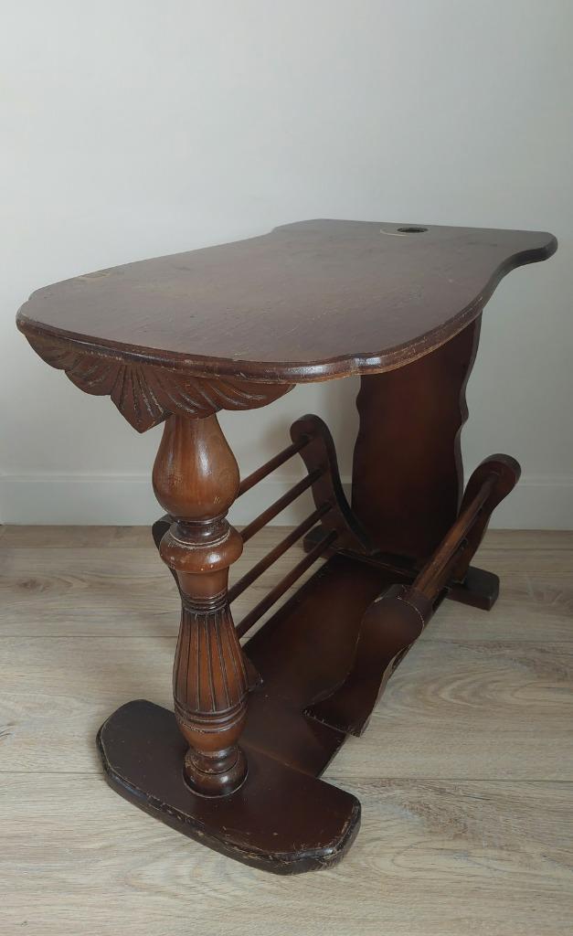 Vintage massief houten bijzettafeltje, Huis en Inrichting, Tafels | Bijzettafels, Gebruikt, Overige vormen, Minder dan 45 cm, Minder dan 55 cm