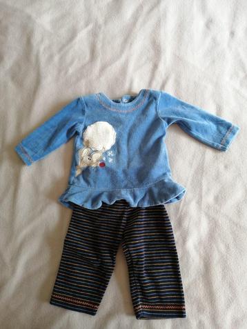 baby pyjama Woody beschikbaar voor biedingen