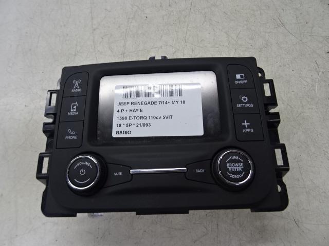 RADIO Jeep Renegade (BU) (01-2014/12-2018), Auto-onderdelen, Overige Auto-onderdelen, Jeep, Gebruikt