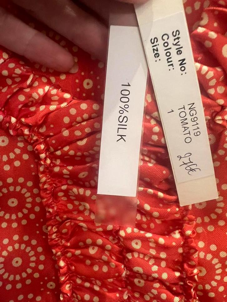 Nougat 100% zijde jurk, maat S, Kleding | Dames, Jurken, Nieuw, Maat 36 (S), Oranje, Onder de knie, Ophalen of Verzenden