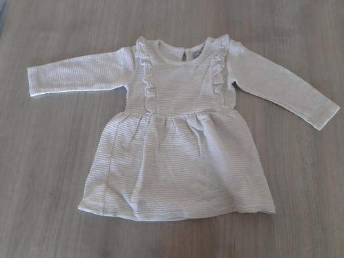 Kleedjes (2 stuks), maat 86, Kinderen en Baby's, Babykleding | Maat 86, Gebruikt, Meisje, Jurkje of Rokje, Ophalen of Verzenden