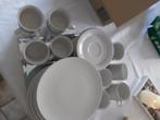 54- delig wit koffie servies, Maison & Meubles, Cuisine | Vaisselle, Comme neuf, Service complet, Uni, Autres matériaux