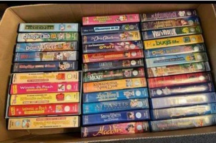 Lot 92 Disney /pixar  VHS videobanden (zie foto’s), Cd's en Dvd's, VHS | Kinderen en Jeugd, Zo goed als nieuw, Tekenfilms en Animatie