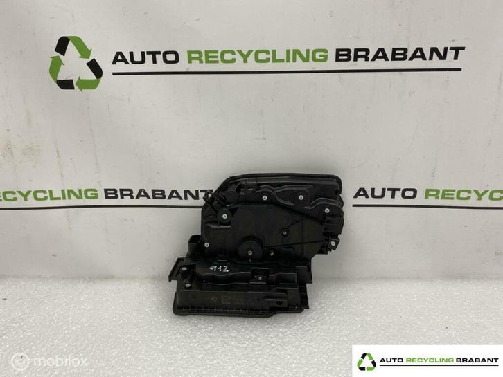 Portierslot Mechanisme Rechts Achter BMW X1 F48 51227281940, Auto-onderdelen, Klein materiaal, BMW, Gebruikt, Ophalen of Verzenden