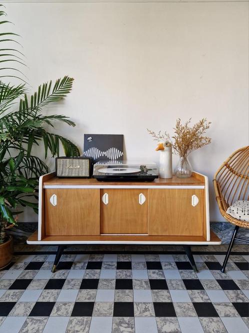 Vintage fifties dressoir | platenspeler meubel | kast retro, Huis en Inrichting, Kasten | Dressoirs, Zo goed als nieuw, 100 tot 150 cm