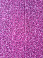 Katoenen stof - fuchsia met witte bloempjes op zwarte steel, Ophalen of Verzenden