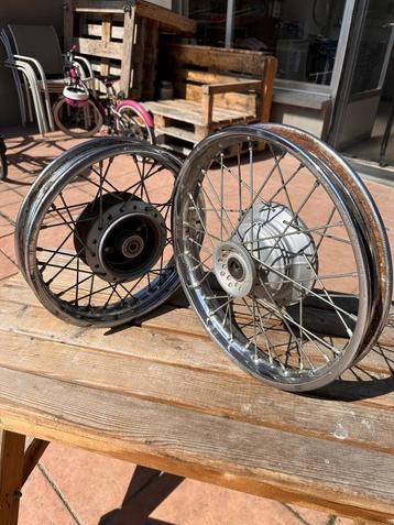 CRF 70/110 velgenset beschikbaar voor biedingen