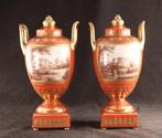 Paar fraaie porseleinen vazen, Antiek en Kunst, Ophalen of Verzenden