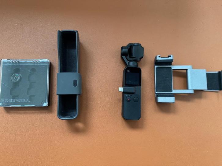 DJI Osmo Pocket Camera +Wide Angle Lens + Phone Holder, Audio, Tv en Foto, Videocamera's Digitaal, Gebruikt, Camera, Full HD, Ophalen