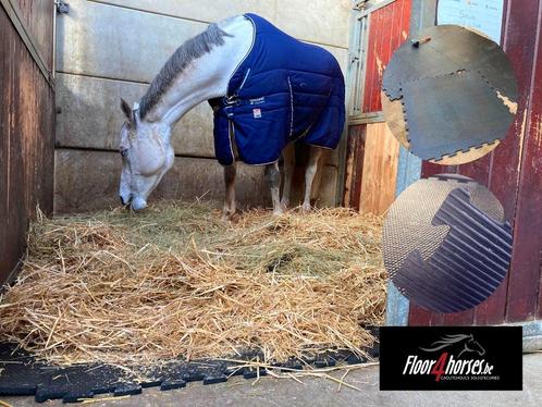 Dalles écuries boxes  chevaux, Dieren en Toebehoren, Stalling en Weidegang