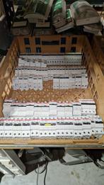 Installatie materialen Vinckler Hager Abb Schneider Moeller, Ophalen, Gebruikt, Overige typen