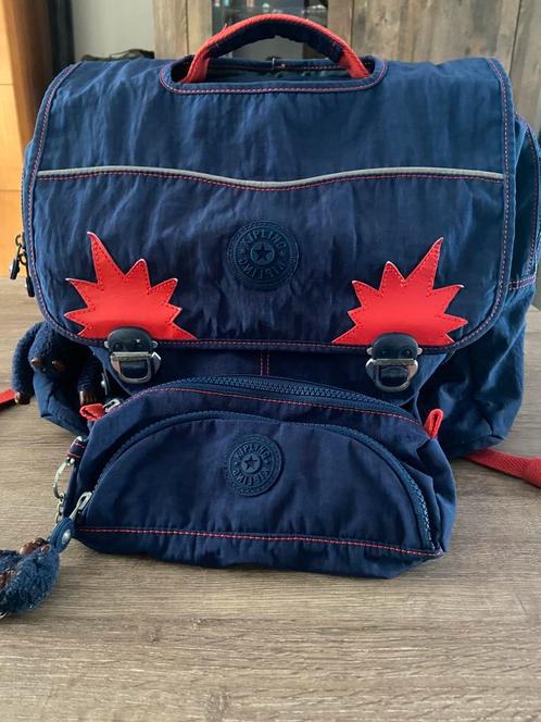 Kipling iniko + pennenzak, Handtassen en Accessoires, Tassen | Schooltassen, Gebruikt, Rugtas, Blauw, Ophalen of Verzenden
