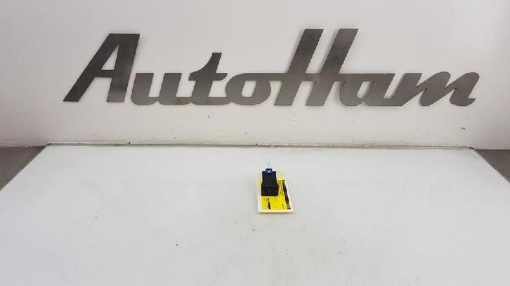 STOELVERWARMING SCHAKELAAR Auris Touring Sports (E18), Auto-onderdelen, Dashboard en Schakelaars, Toyota, Gebruikt