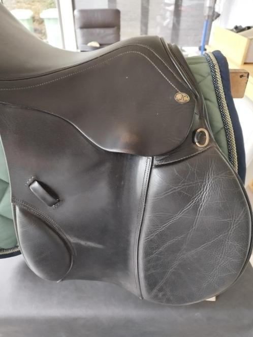 Springzadel JC leder en toebehoren, Dieren en Toebehoren, Paarden en Pony's | Zadels, Gebruikt, Springen, Ophalen