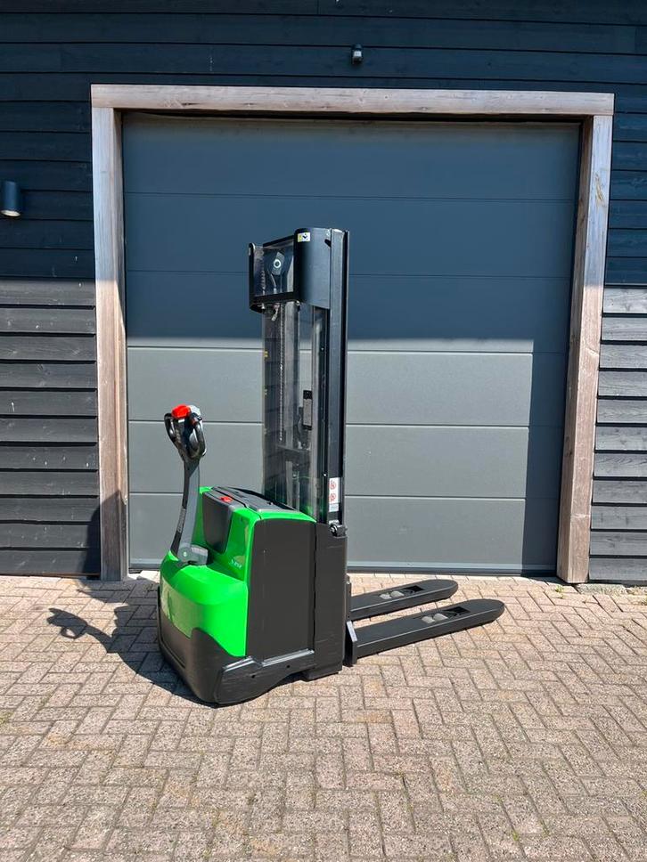 Cesab S212 | Stapelaar | Triplex | 4500mm, Doe-het-zelf en Bouw, Palletwagens en Pompwagens, Ophalen of Verzenden