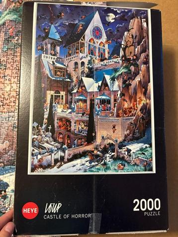 Heye puzzel 2000 stukjes - castle of horror beschikbaar voor biedingen