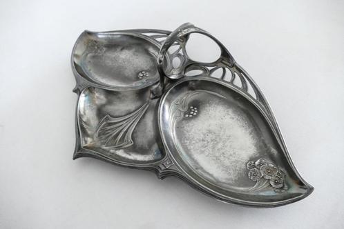 WMF - Art Nouveau presenteerschaal - c. 1906, Antiquités & Art, Antiquités | Argent & Or, Argent, Enlèvement ou Envoi