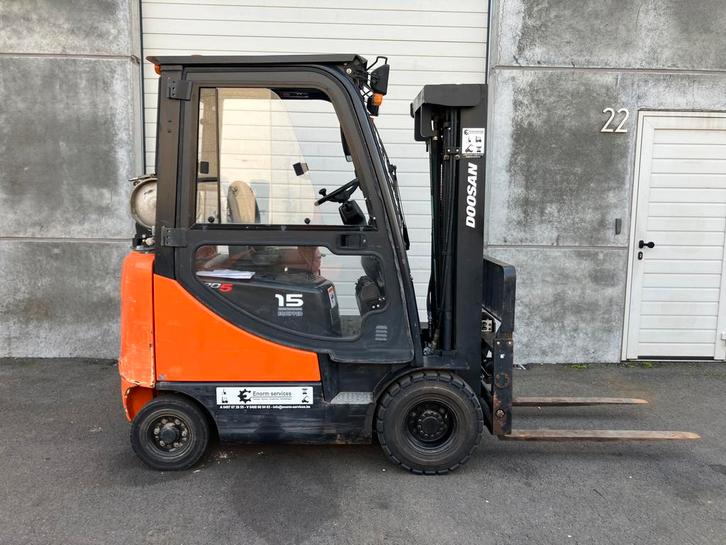 Heftruck Doosan 1,5 ton gas, Zakelijke goederen, Machines en Bouw | Houtbewerking, Verzenden