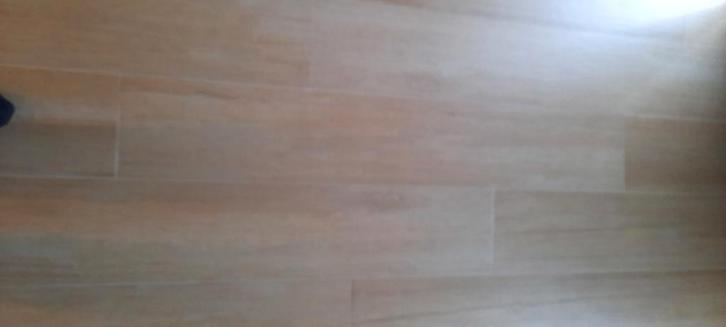 Prachtige parkettegel  120 x 20 cm, Doe-het-zelf en Bouw, Vloerdelen en Plavuizen, Zo goed als nieuw, Parket, Ophalen