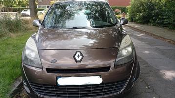 Renault MeganeScenic 1.5D Bj 2011 170000km 7 plaatsen Airco beschikbaar voor biedingen