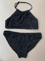 Bikini en dentelle noire 140-146, Comme neuf, Fille, Vêtements de sport ou Maillots de bain, Enlèvement ou Envoi