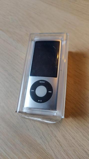 iPod Nano (Gen 5) 8GB Silver beschikbaar voor biedingen