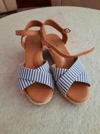 nieuwe blauw/witte damessandalen, Blauw, Nieuw, Damart, Sandalen of Muiltjes