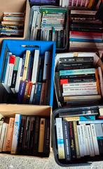 +/- 260 romans en boeken in zeer goede staat. Geen bezorging, Ophalen, Gelezen